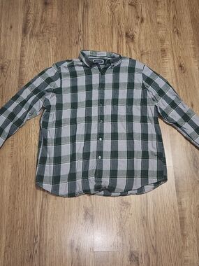Club Room Green and Gray Plaid Button-Down Shirt